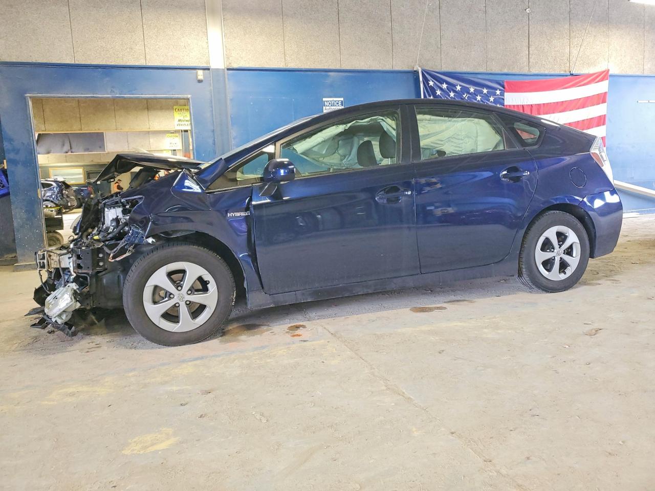2015 TOYOTA PRIUS