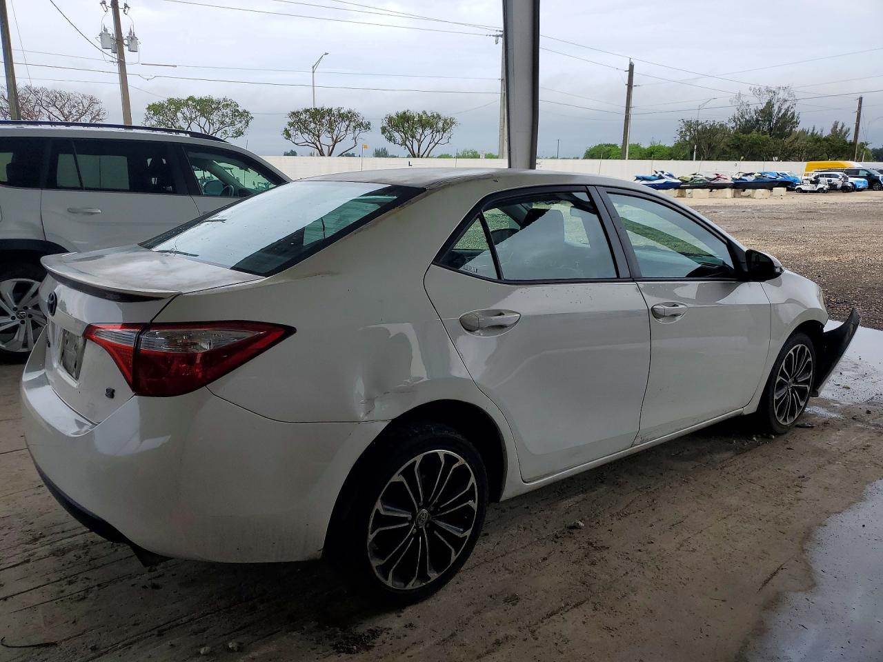 2015 TOYOTA COROLLA S PLUS photo 3