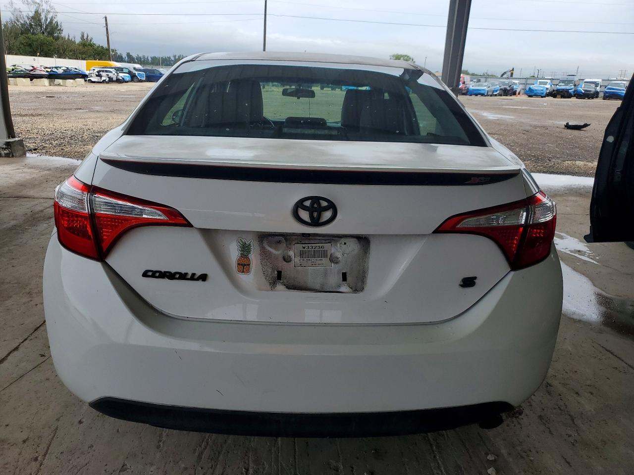 2015 TOYOTA COROLLA S PLUS photo 6