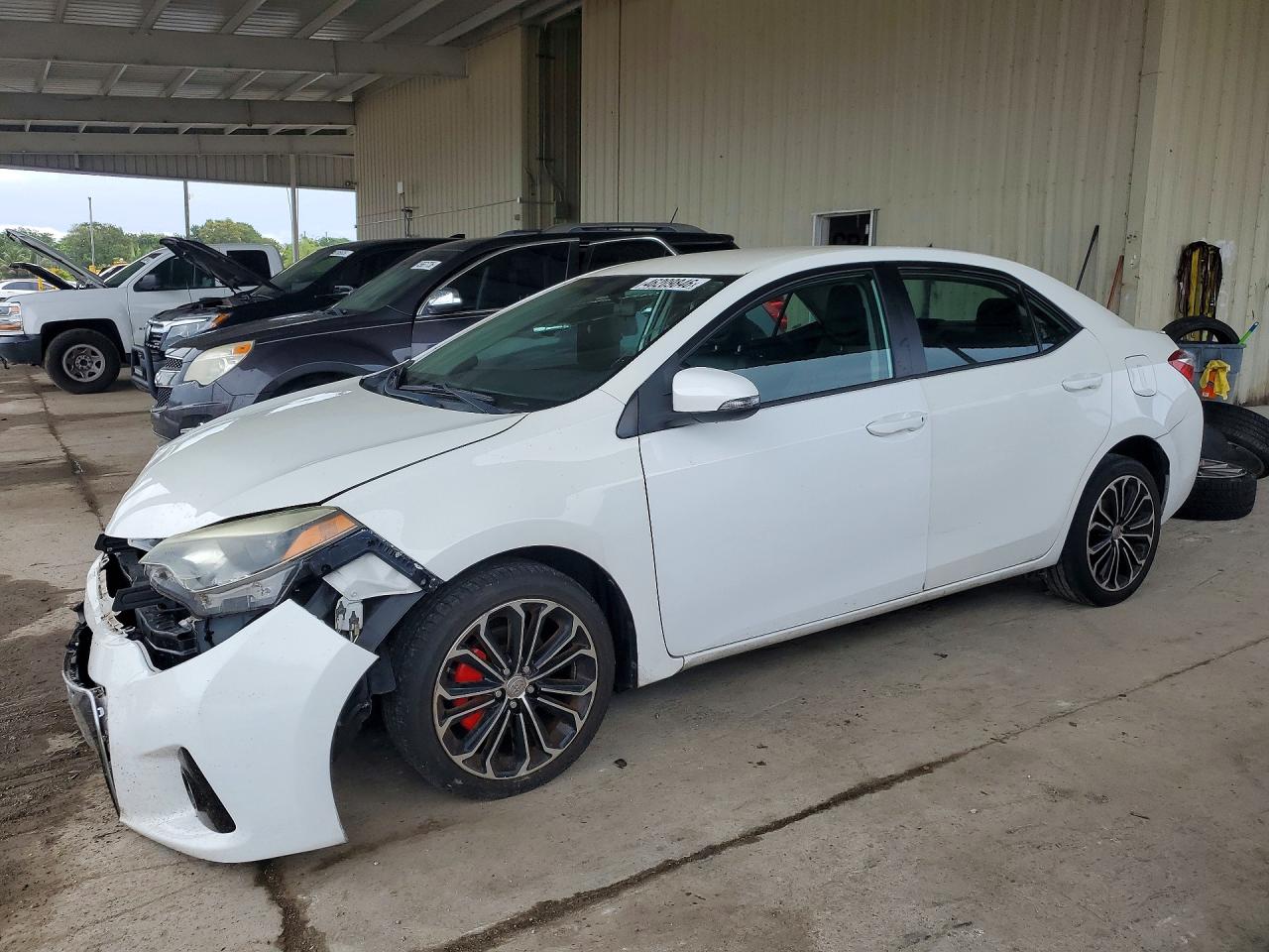 2015 TOYOTA COROLLA