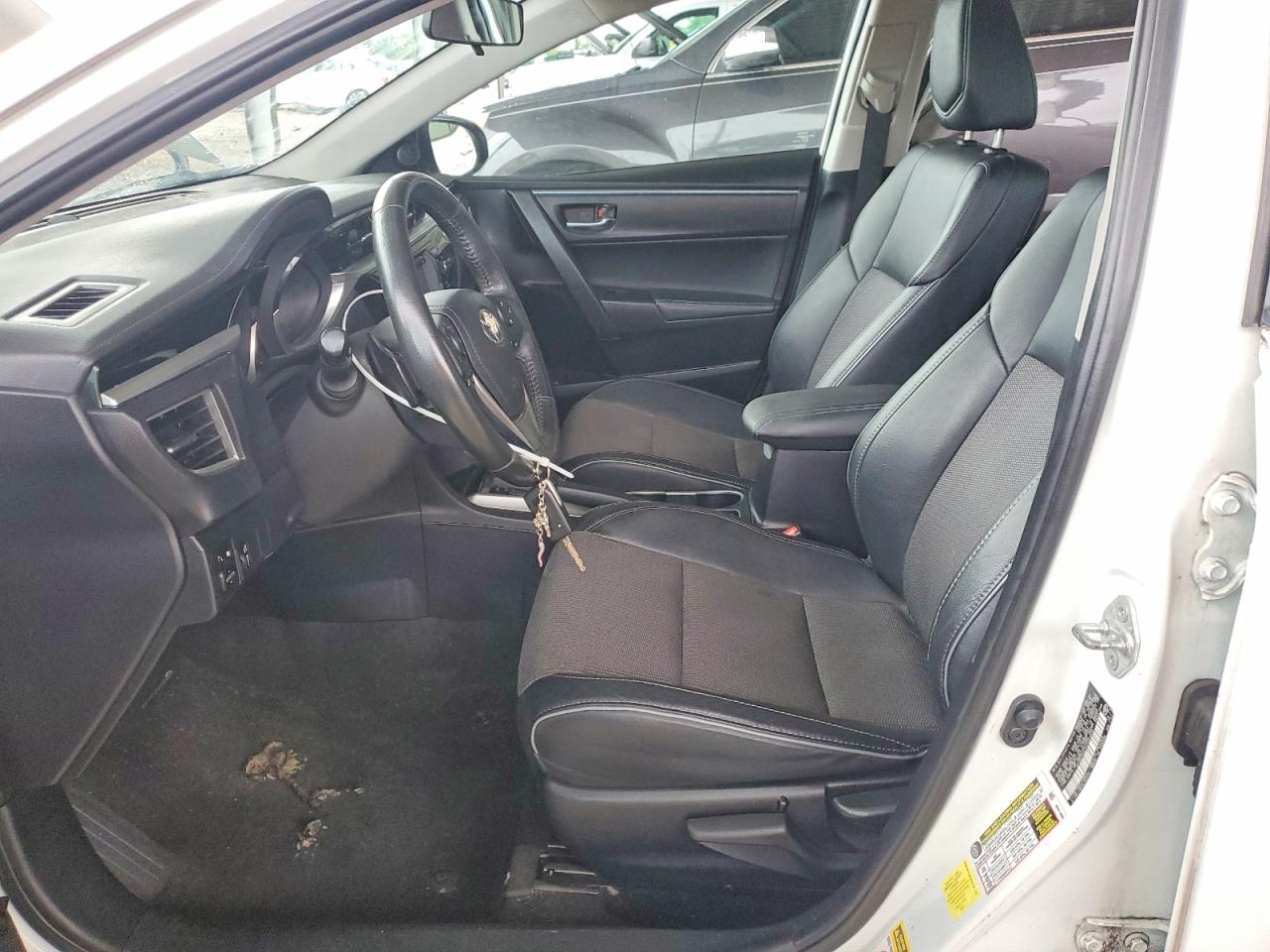 2015 TOYOTA COROLLA S PLUS photo 7