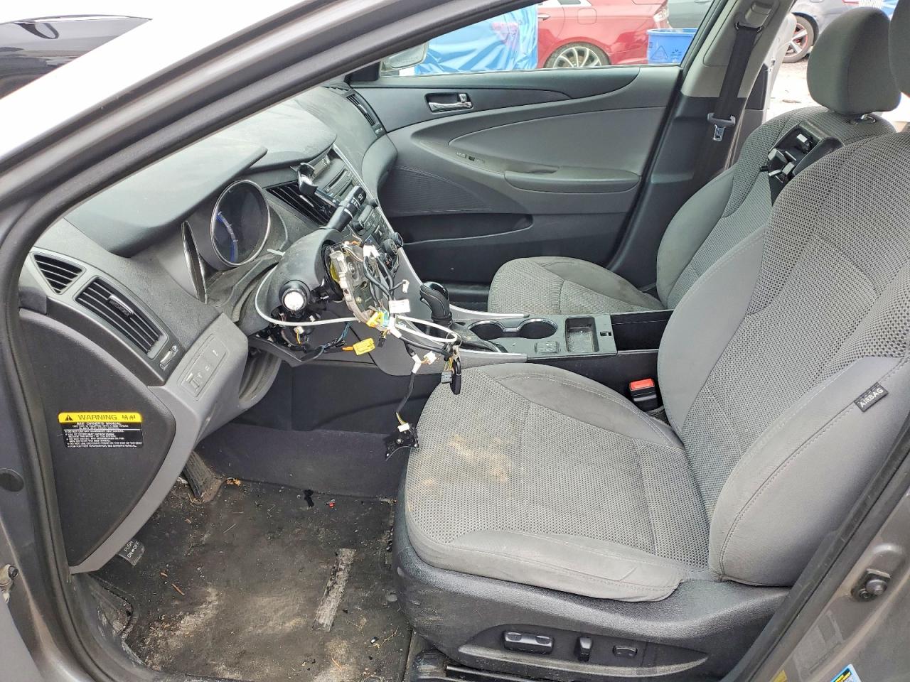 2014 HYUNDAI SONATA GLS photo 13
