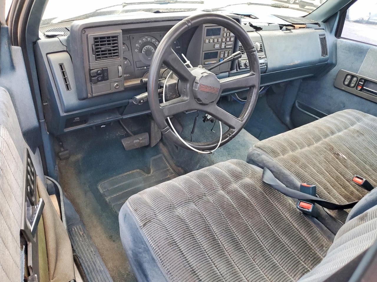 1991 CHEVROLET GMT-400 C1500 photo 8