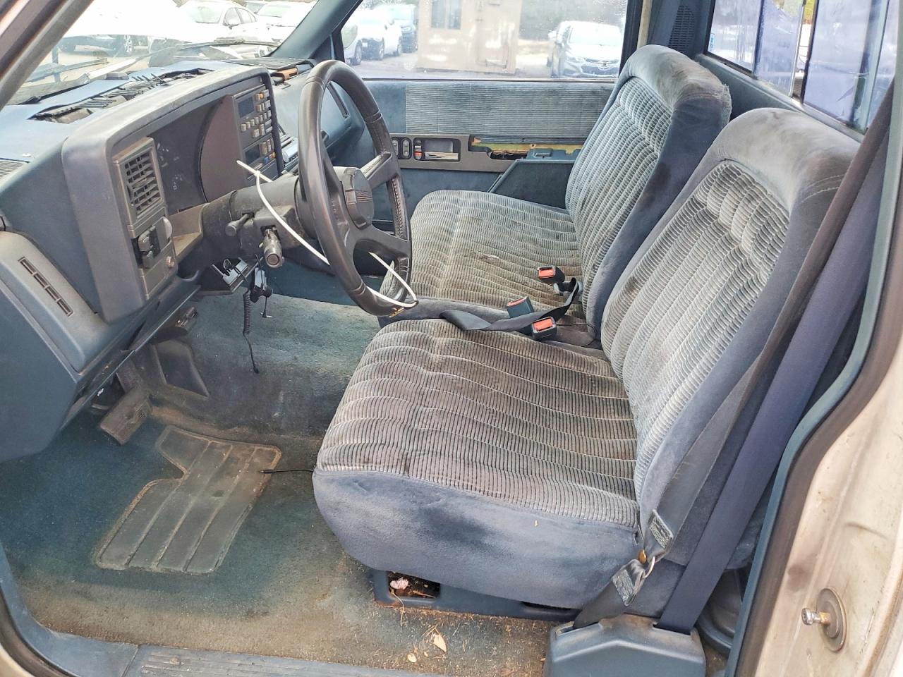 1991 CHEVROLET GMT-400 C1500 photo 7