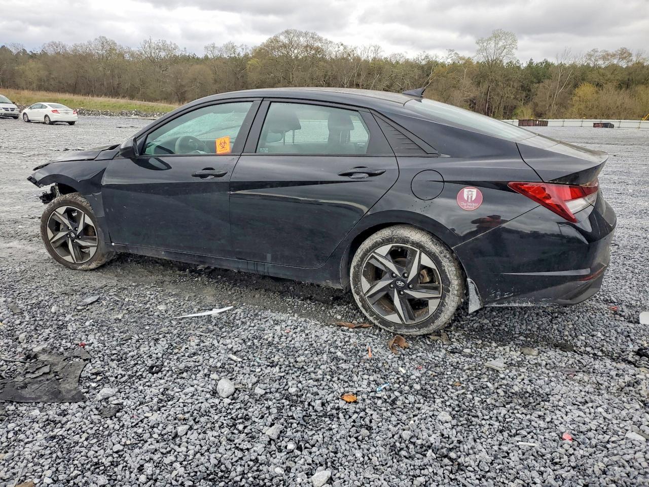 2023 HYUNDAI ELANTRA SEL photo 4