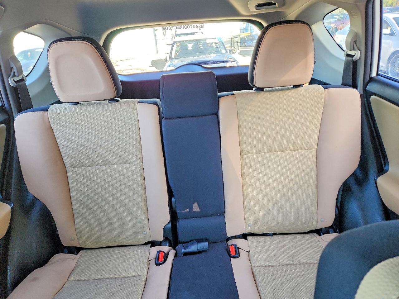 2018 TOYOTA RAV4 XLE photo 10
