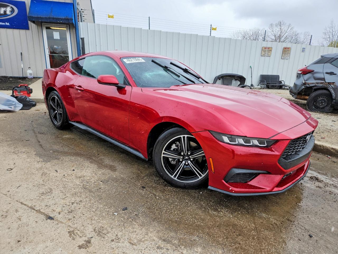 2024 FORD MUSTANG photo 7