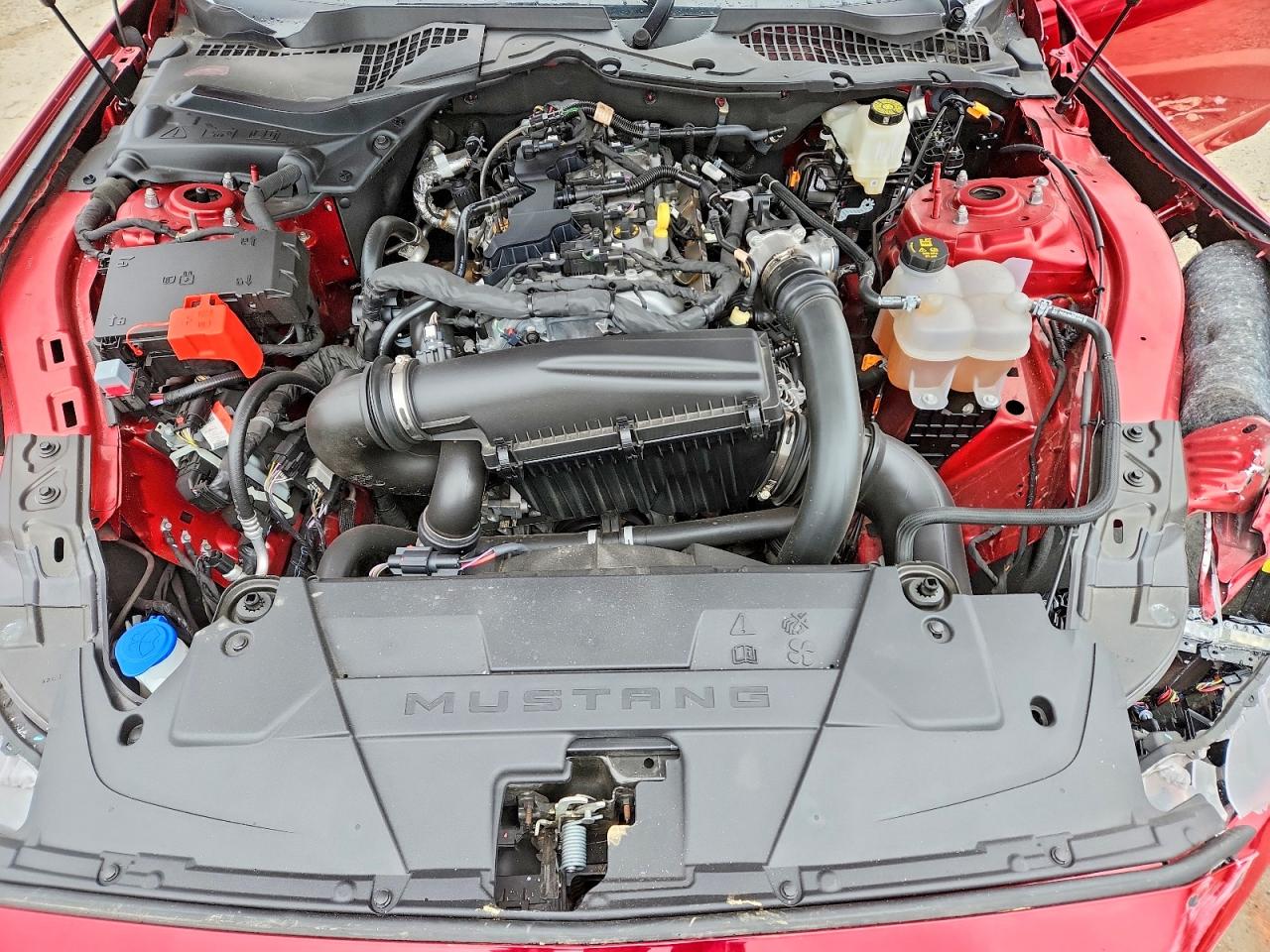 2024 FORD MUSTANG photo 21