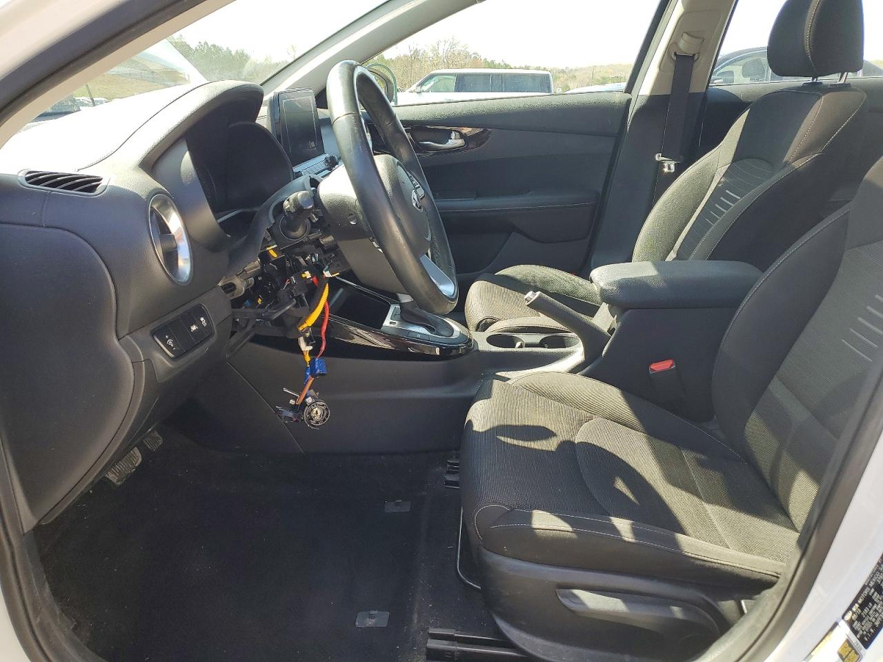 2019 KIA FORTE photo 7