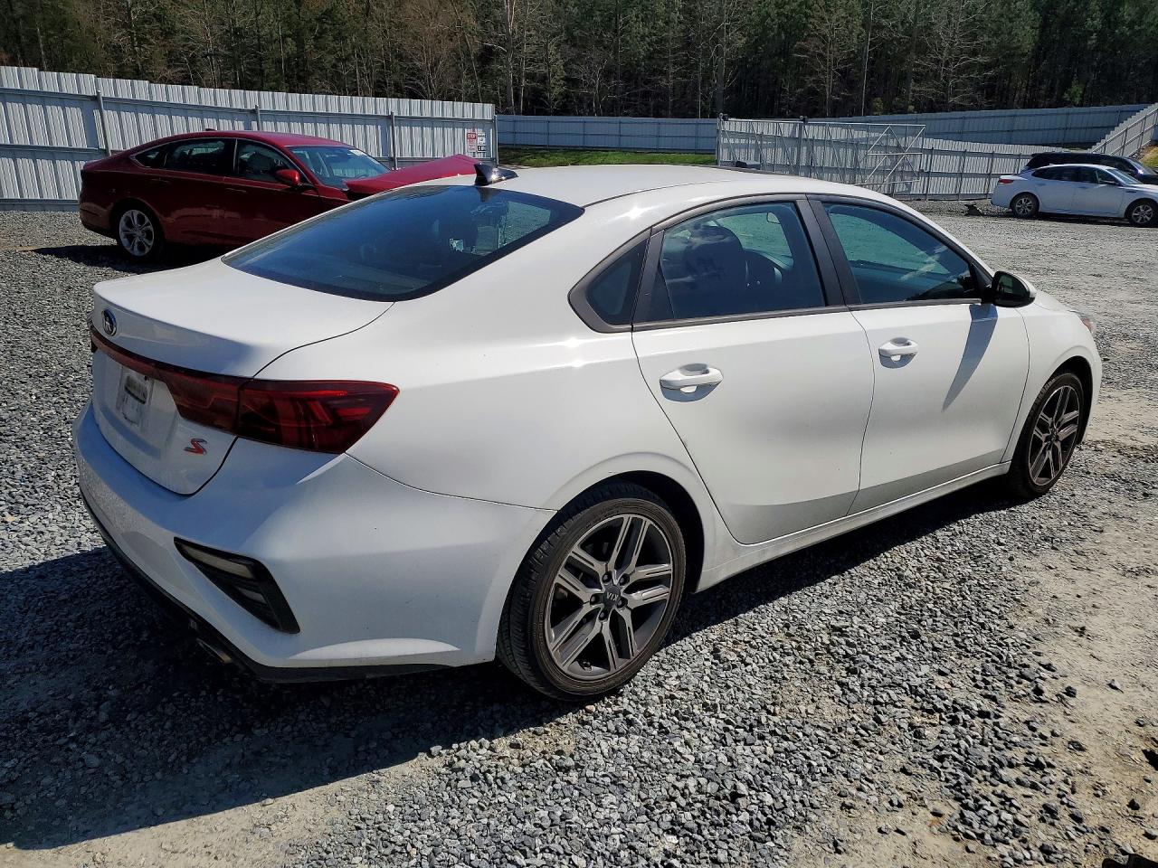 2019 KIA FORTE photo 3