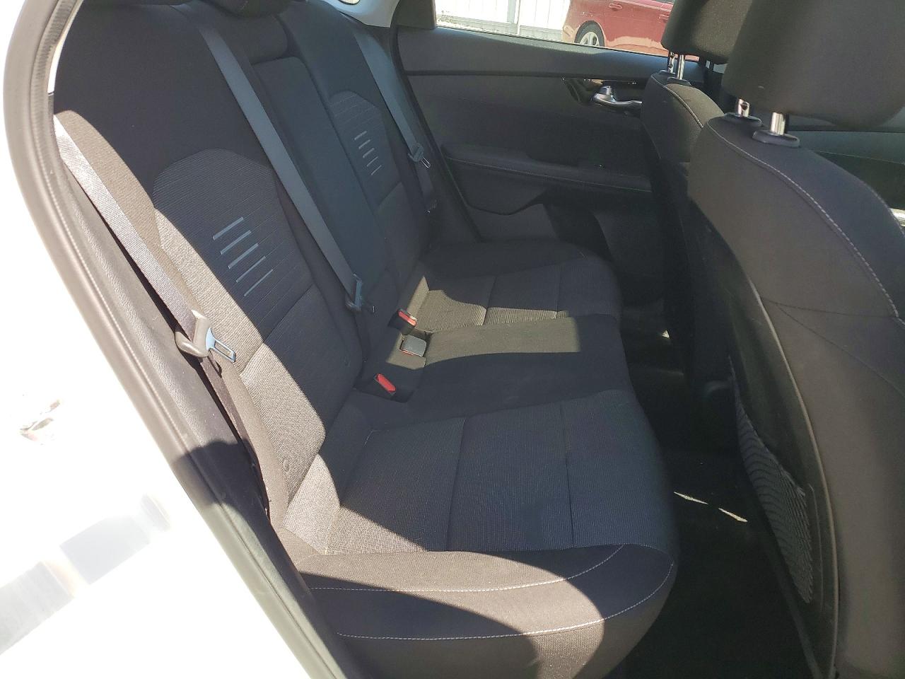 2019 KIA FORTE photo 10