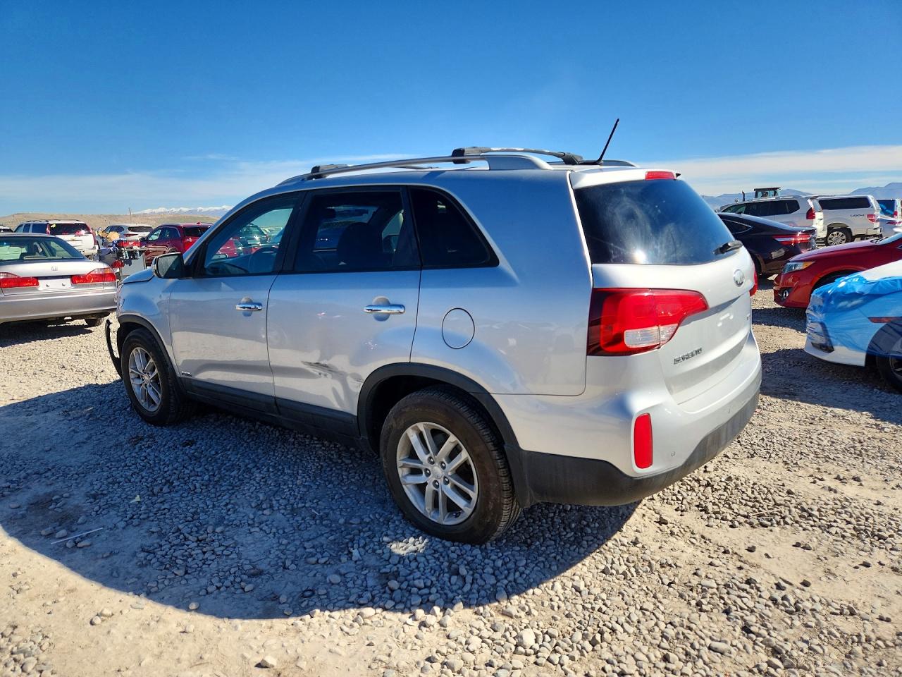 2014 KIA SORENTO LX photo 3
