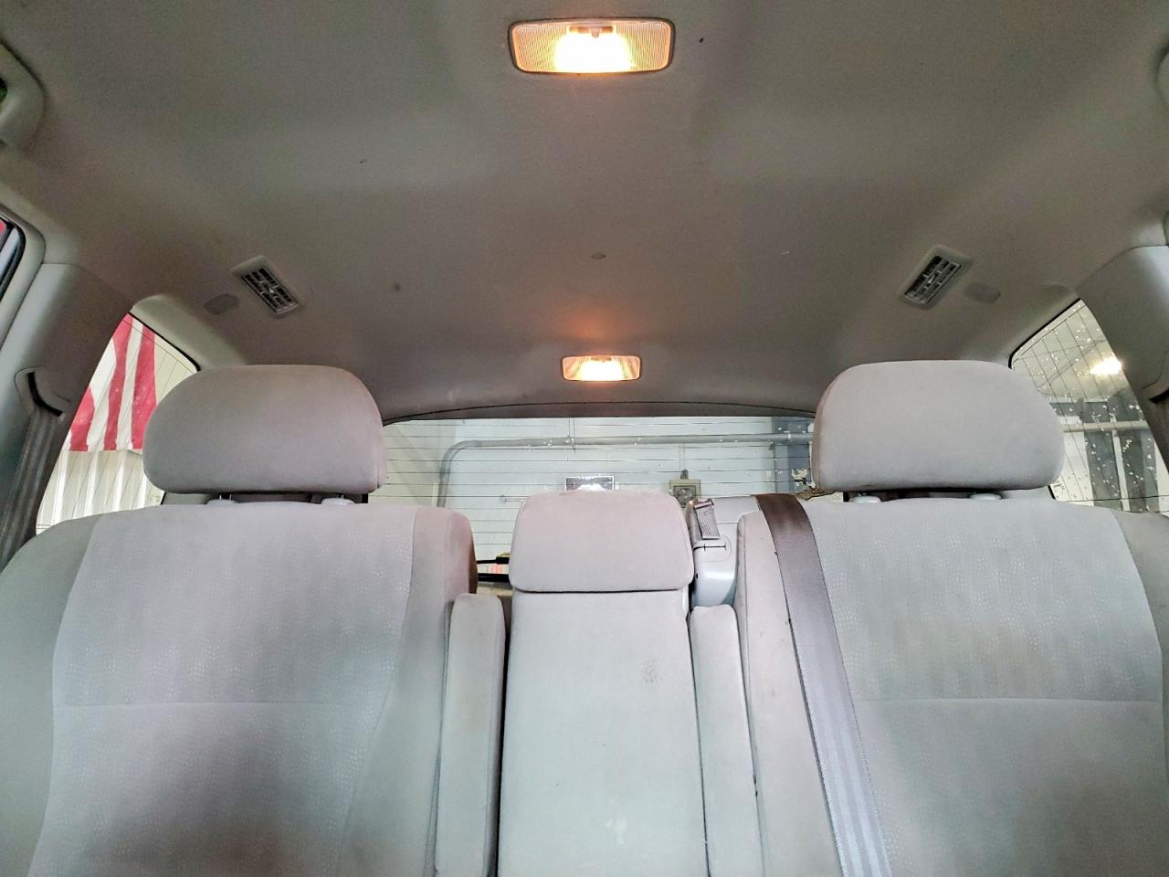 2013 TOYOTA HIGHLANDER BASE photo 10