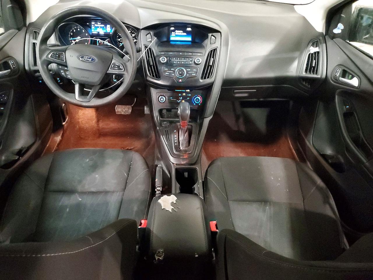 2018 FORD FOCUS SE photo 22