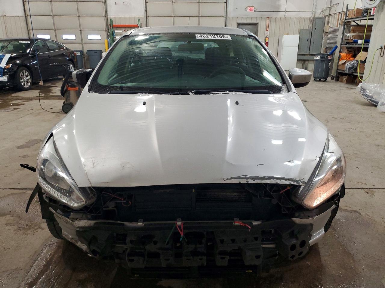 2018 FORD FOCUS SE photo 13