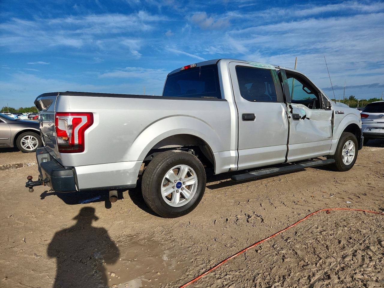 2015 FORD F150 SUPERCREW photo 3