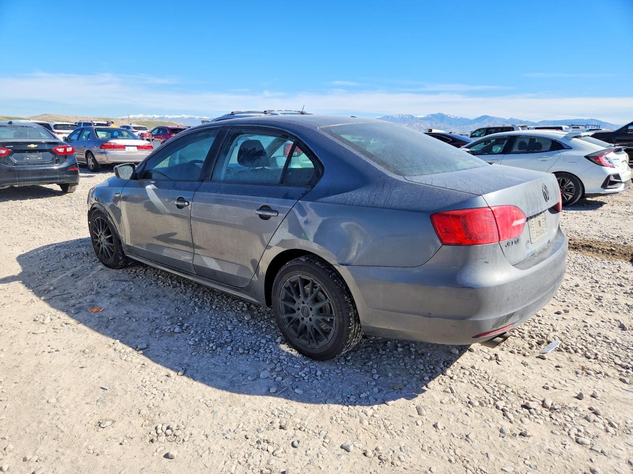 2012 VOLKSWAGEN JETTA BASE photo 3