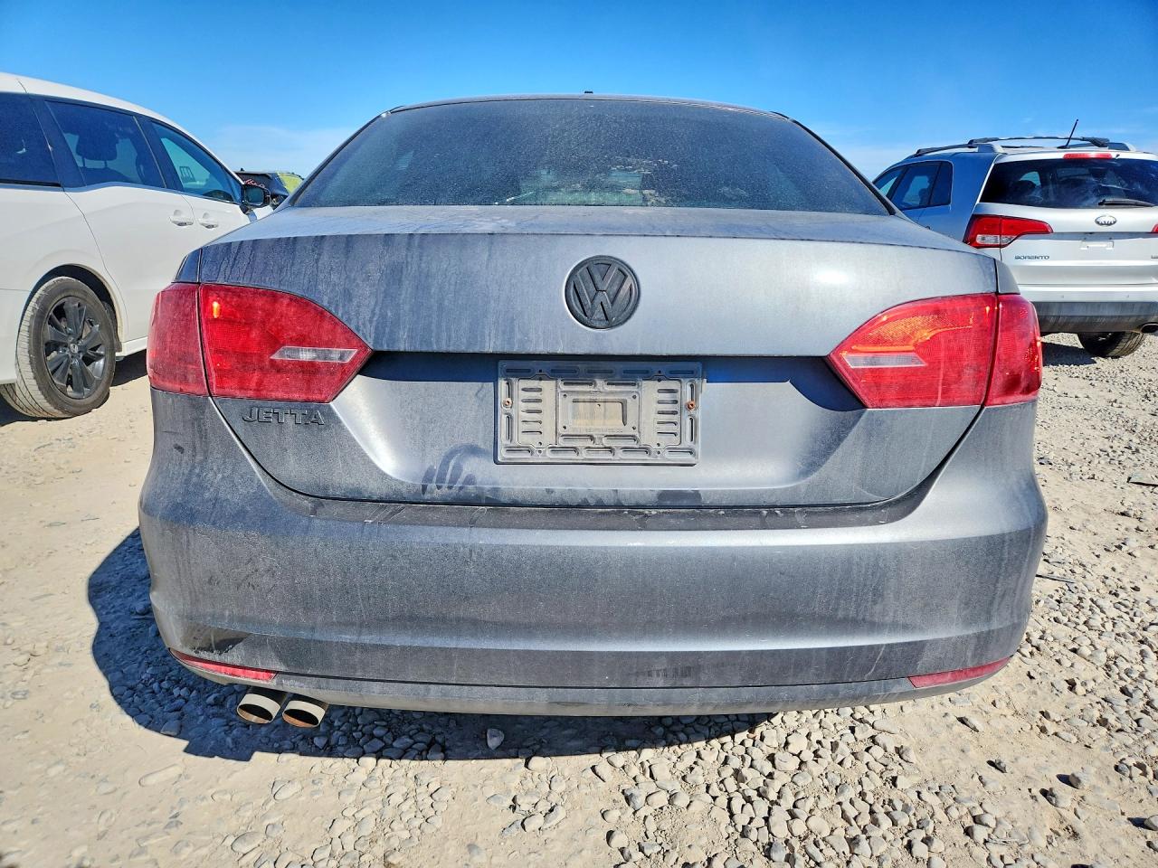 2012 VOLKSWAGEN JETTA BASE photo 11
