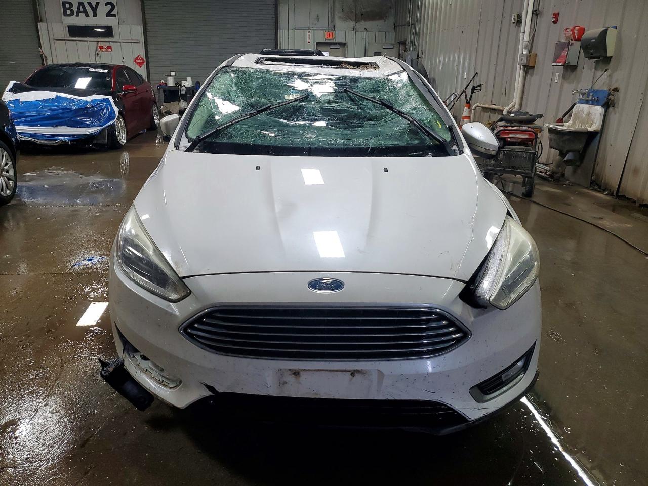 2017 FORD FOCUS TITANIUM photo 9