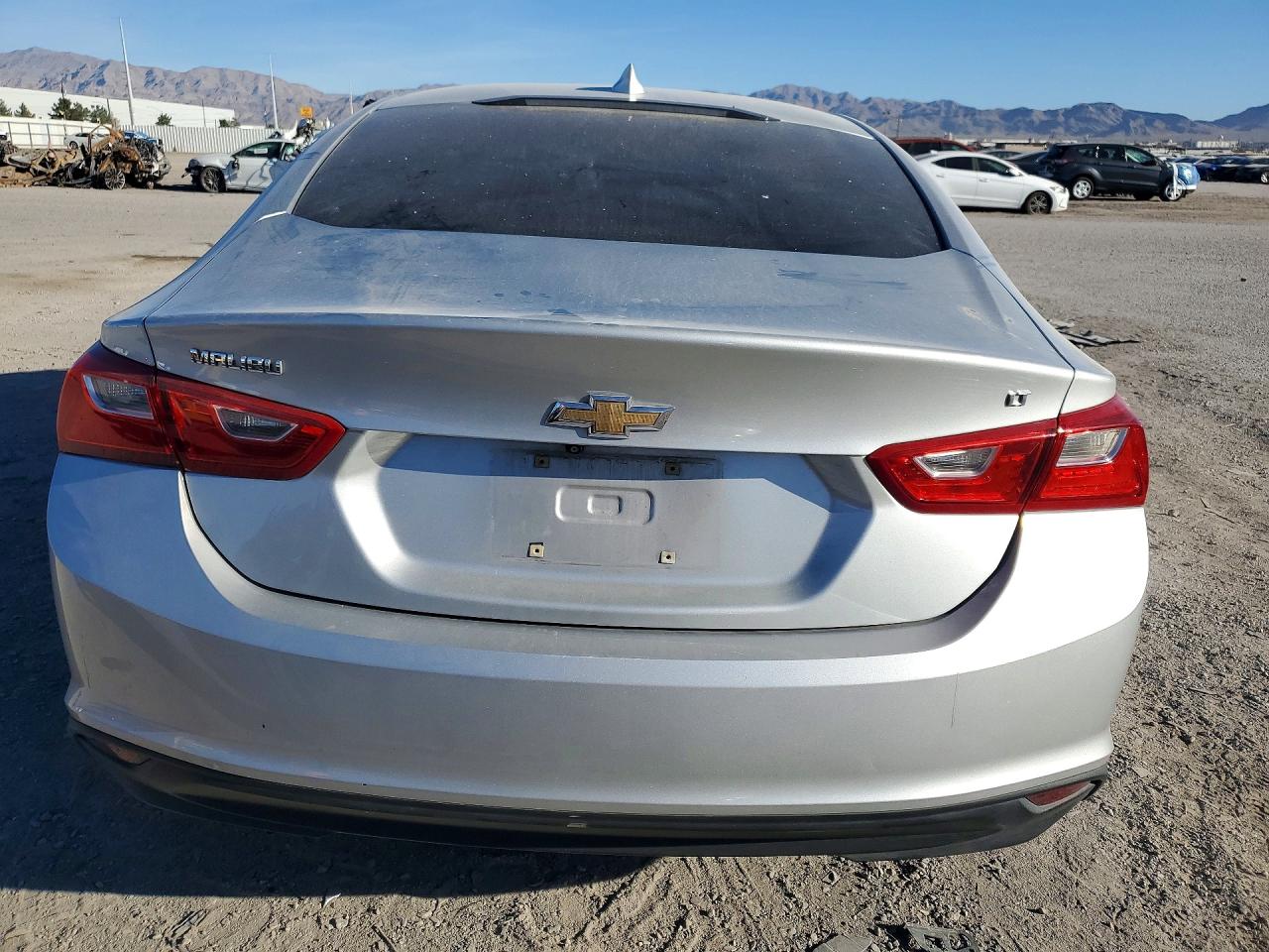 2016 CHEVROLET MALIBU LT photo 11