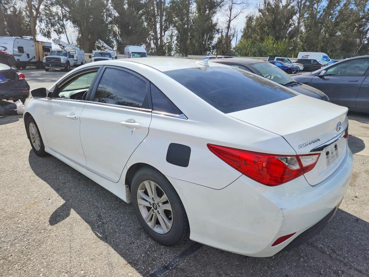 2014 HYUNDAI SONATA photo 4