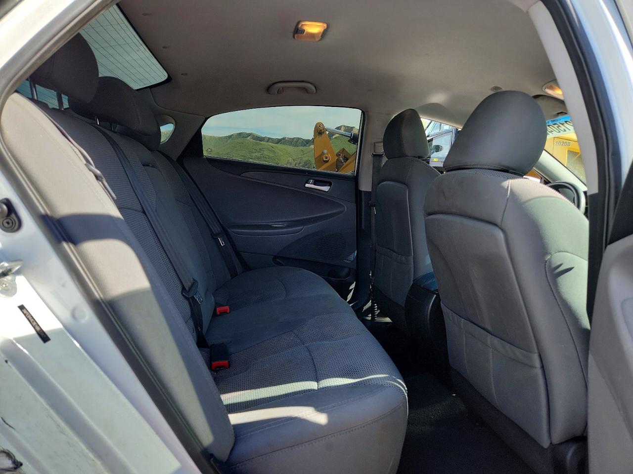 2014 HYUNDAI SONATA photo 28
