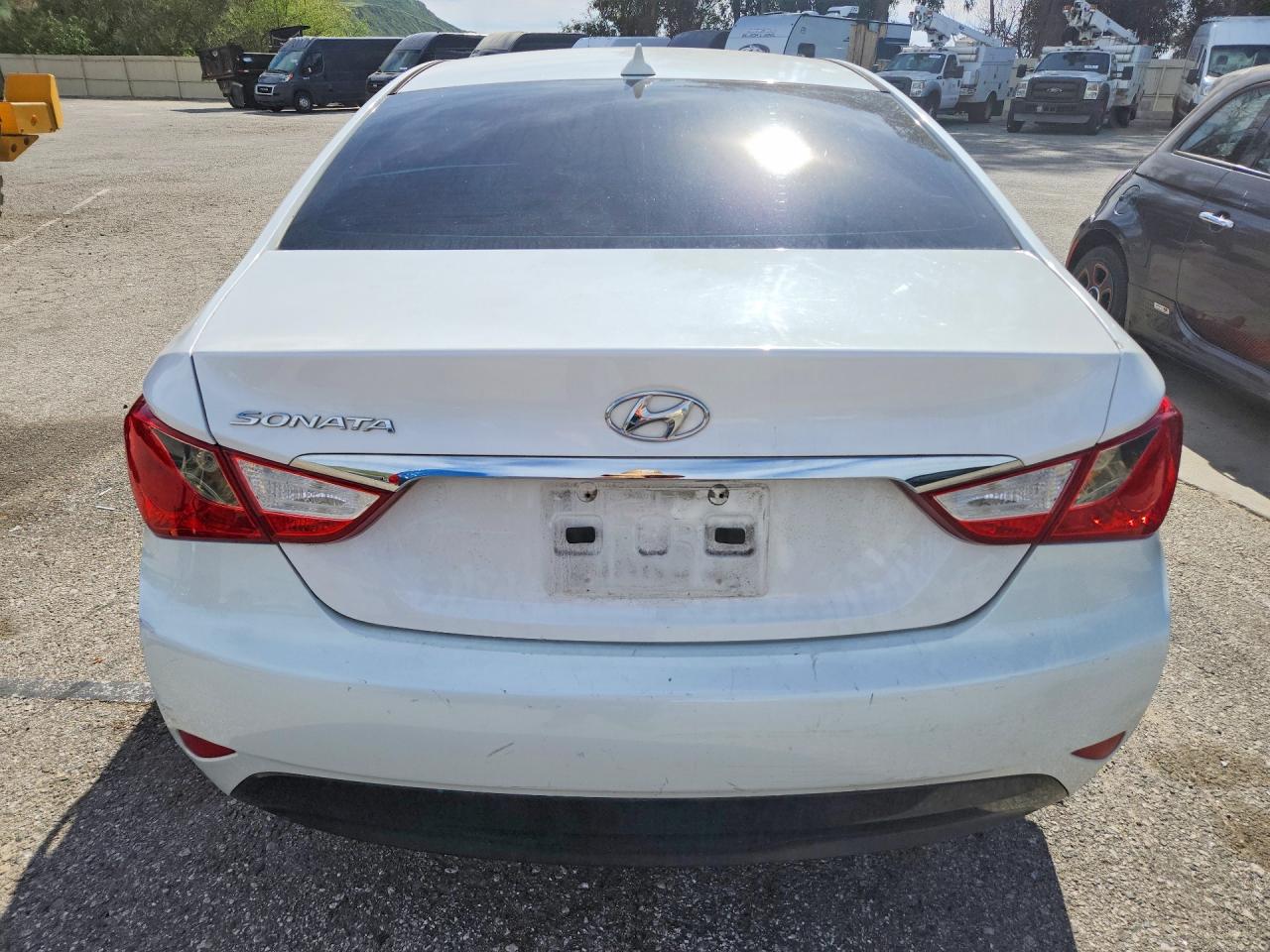 2014 HYUNDAI SONATA photo 16