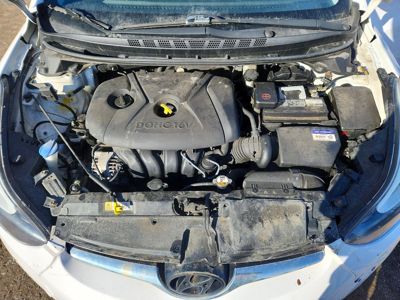 2015 HYUNDAI ELANTRA SE photo 31