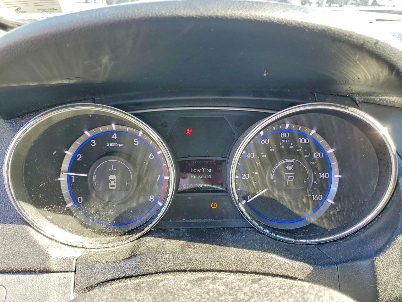 2014 HYUNDAI SONATA GLS photo 17