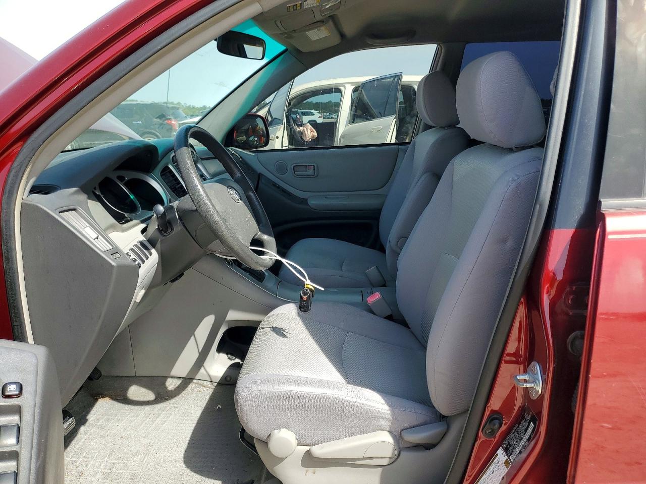 2005 TOYOTA HIGHLANDER BASE photo 7