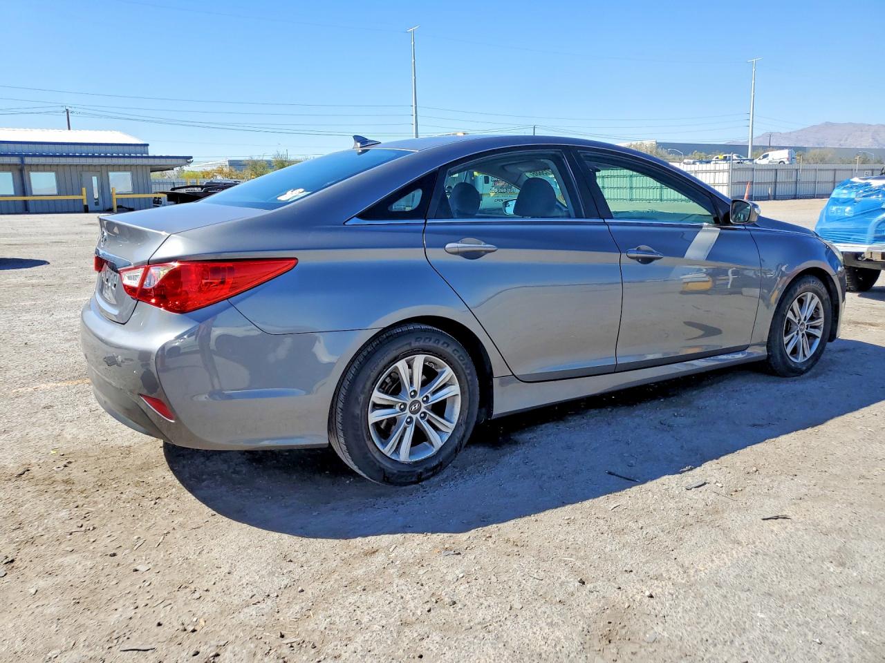 2014 HYUNDAI SONATA GLS photo 3