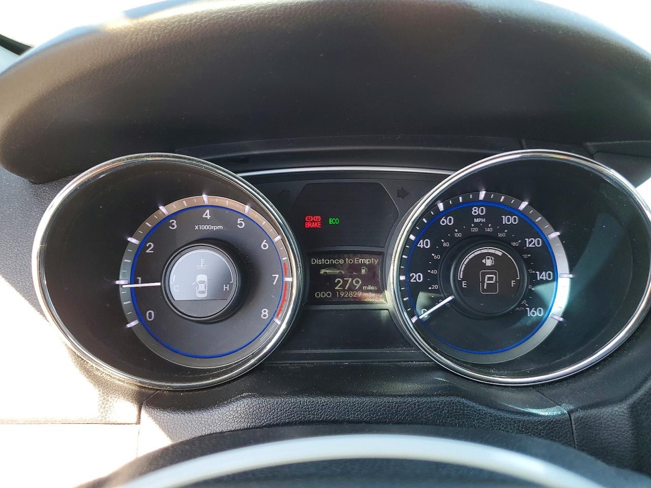 2014 HYUNDAI SONATA GLS photo 9