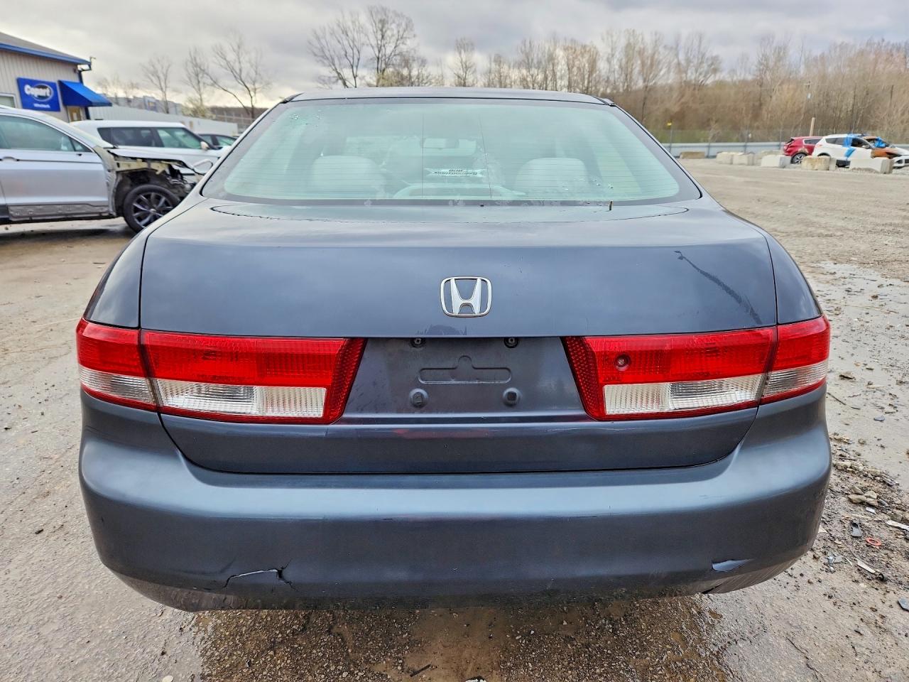 2004 HONDA ACCORD LX photo 11