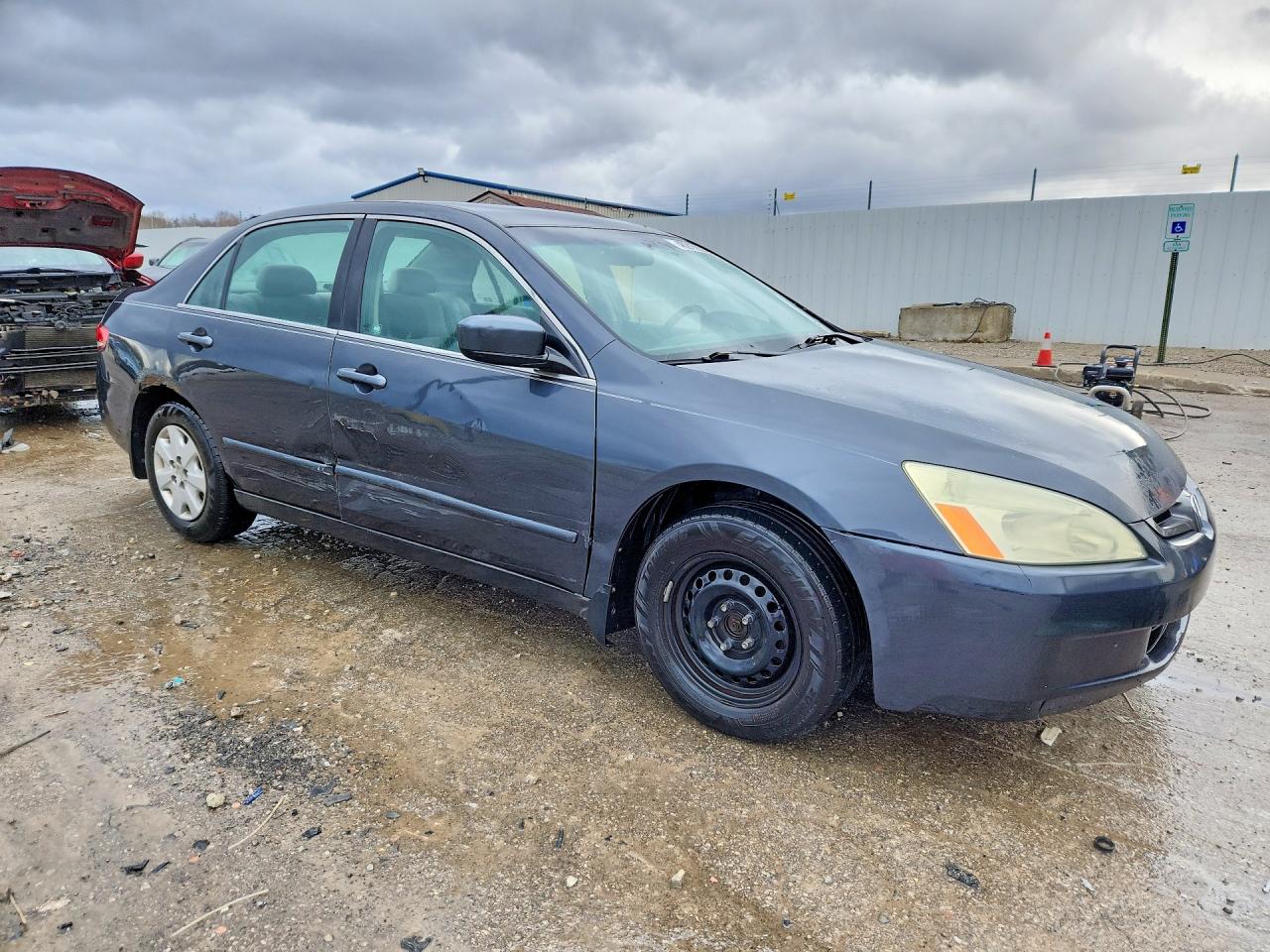2004 HONDA ACCORD LX photo 7