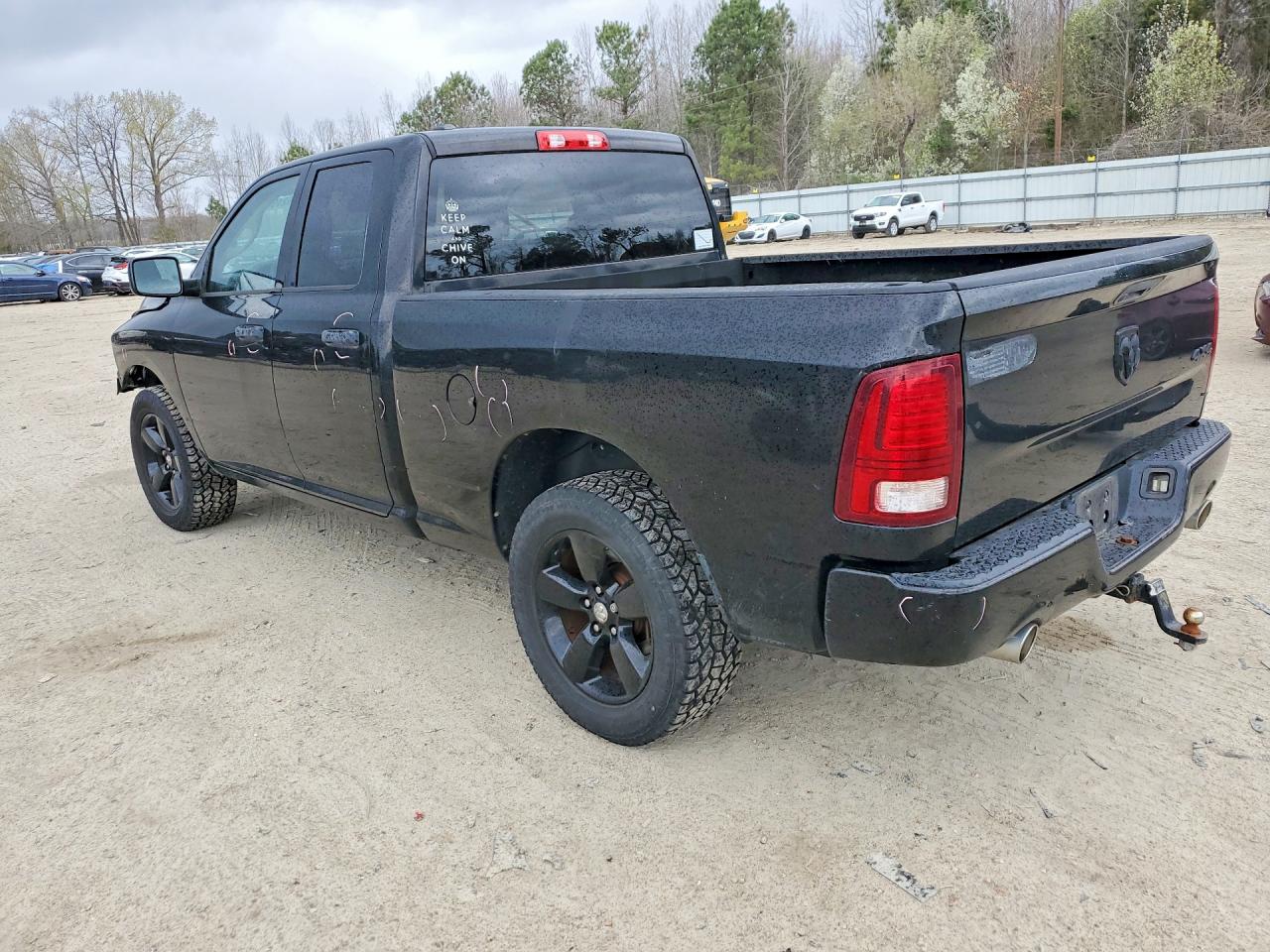 2014 RAM 1500 ST photo 2