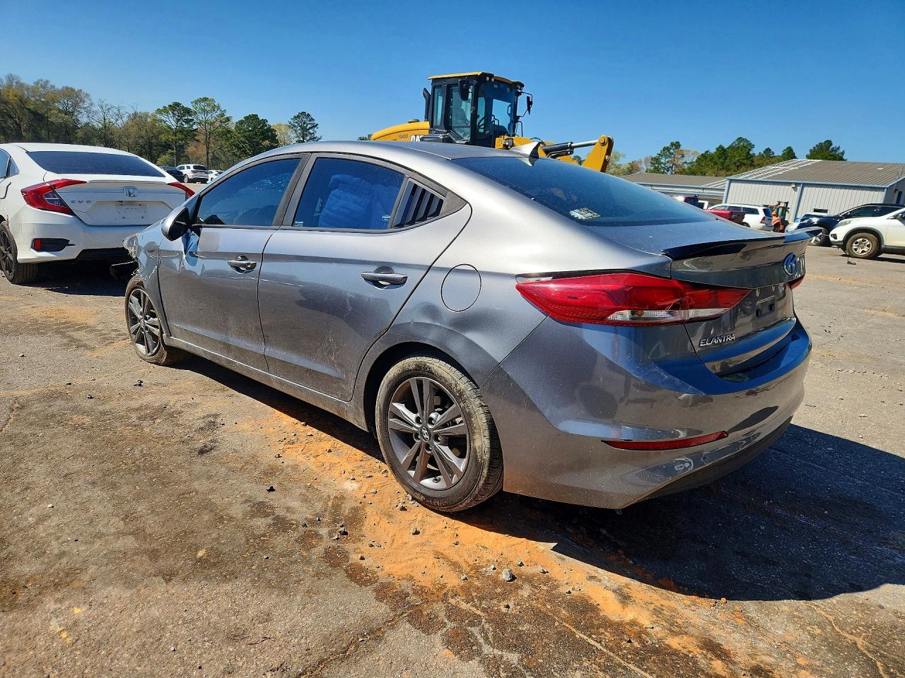 2018 HYUNDAI ELANTRA SEL photo 2