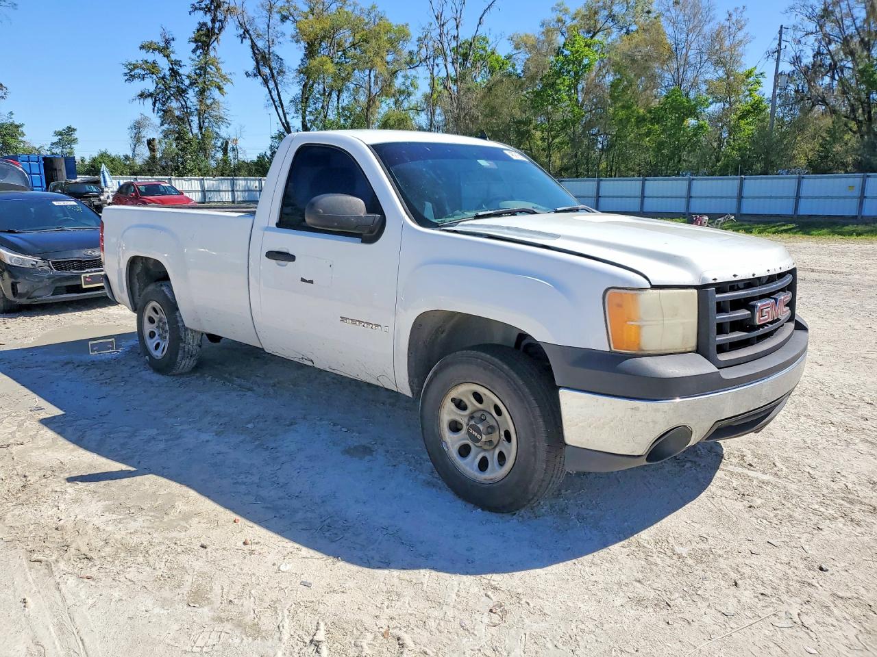 2007 GMC NEW SIERRA C1500 photo 4