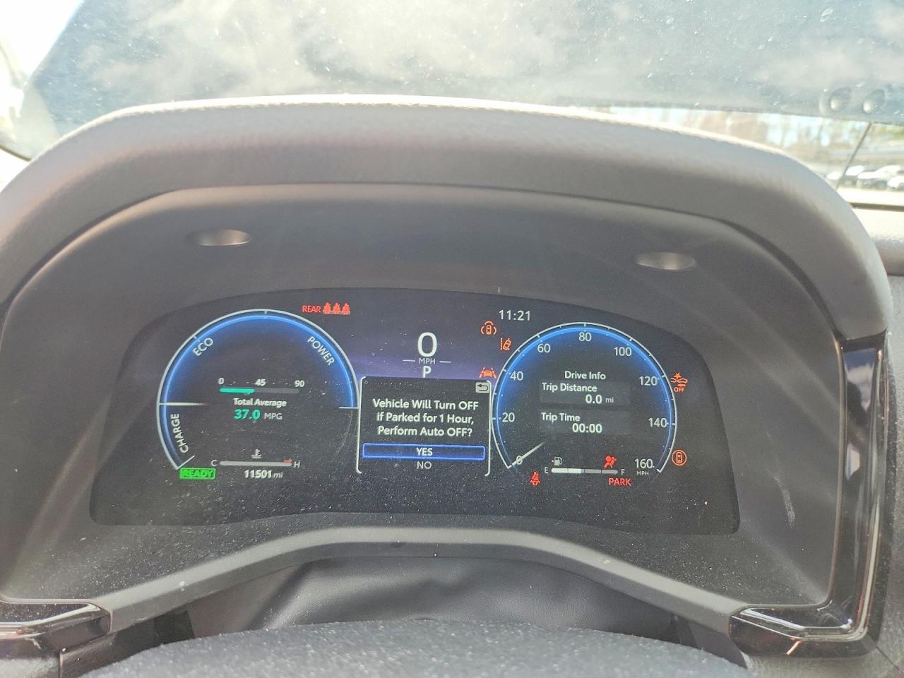 2025 TOYOTA CAMRY XLE photo 9