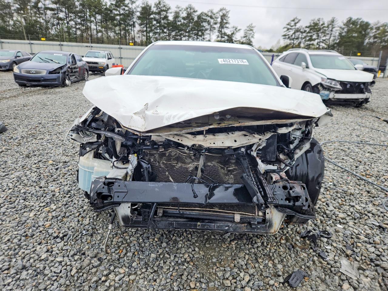 2017 TOYOTA CAMRY SE photo 13
