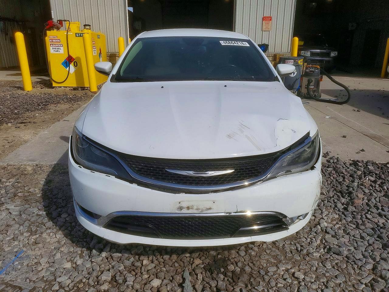 2015 CHRYSLER 200 C photo 5