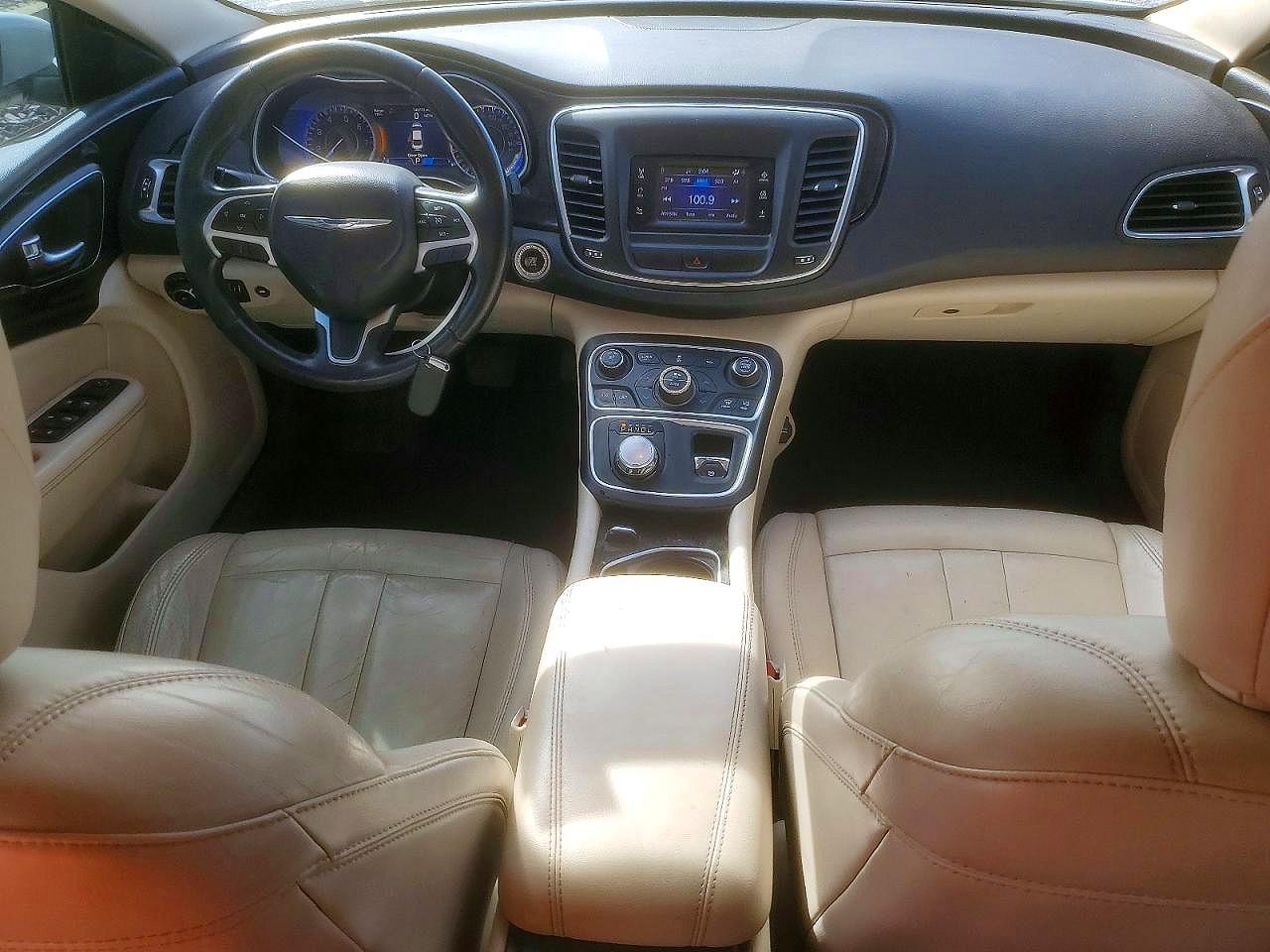 2015 CHRYSLER 200 C photo 8