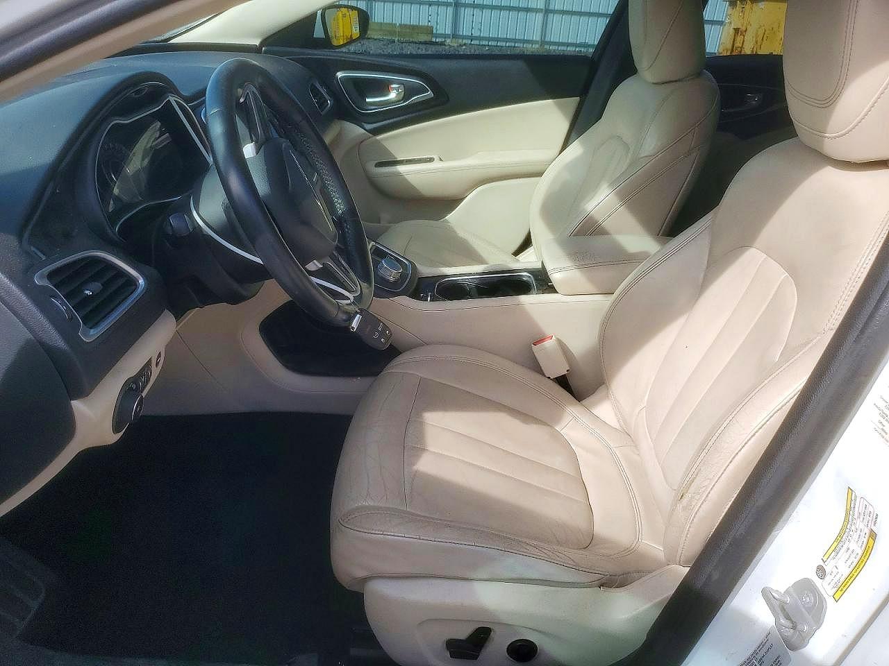 2015 CHRYSLER 200 C photo 7