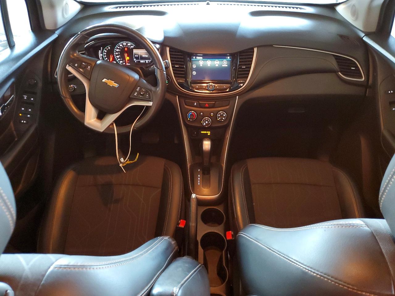 2018 CHEVROLET TRAX 1LT photo 15