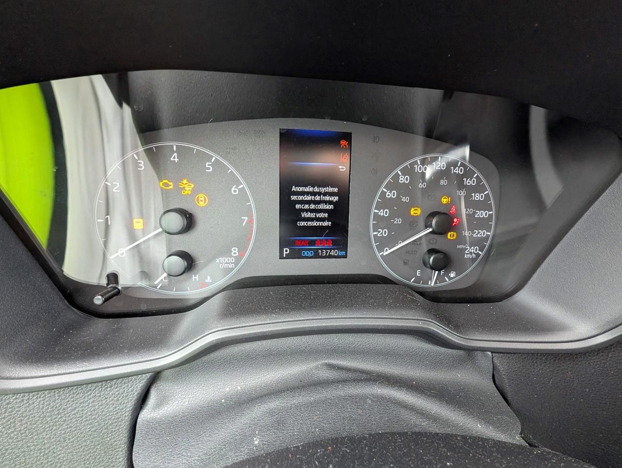2025 TOYOTA COROLLA LE photo 25