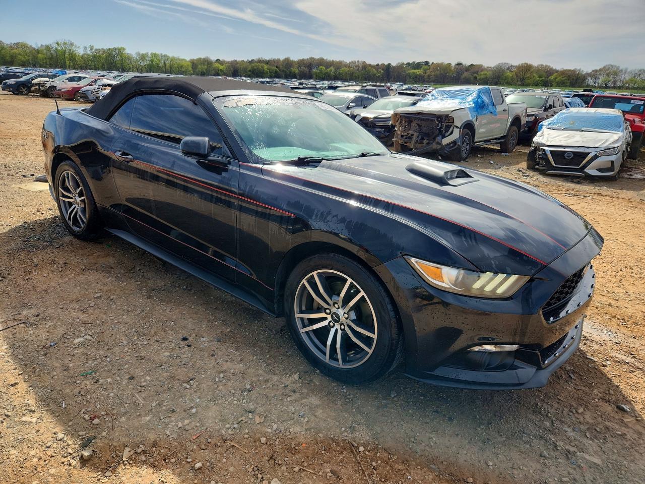 2017 FORD MUSTANG photo 7