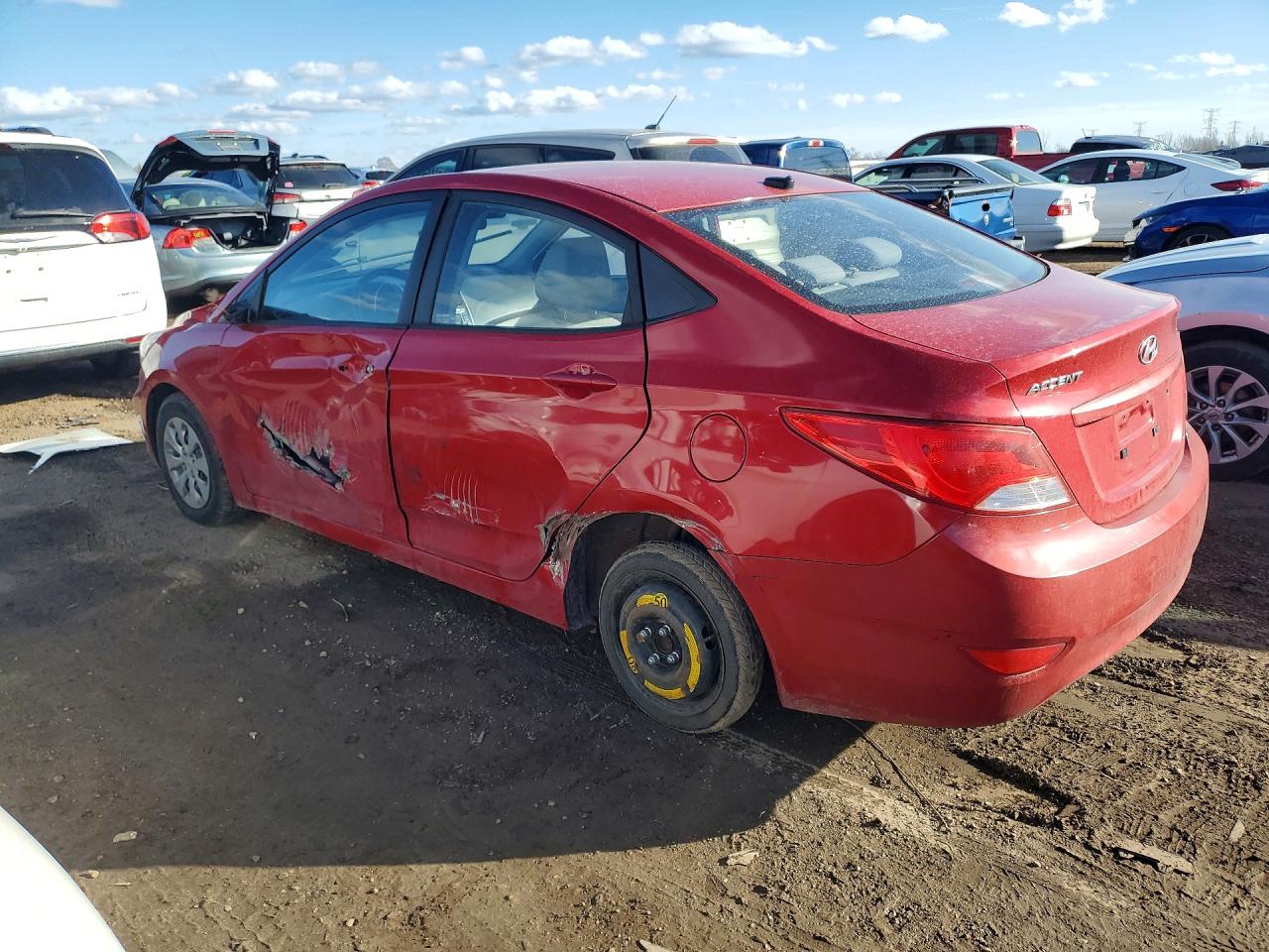 2016 HYUNDAI ACCENT SE photo 3