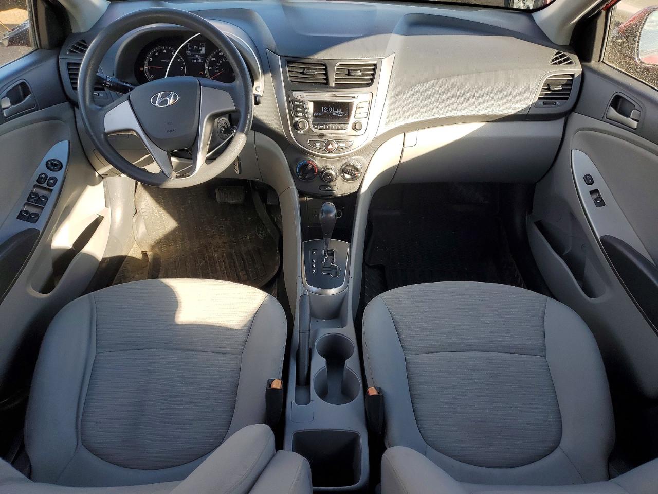 2016 HYUNDAI ACCENT SE photo 15