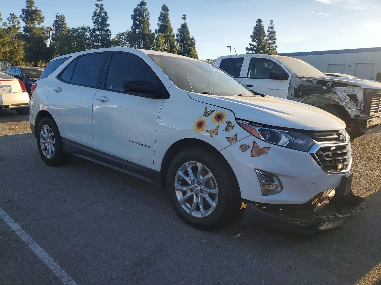 2018 CHEVROLET EQUINOX LS photo 10