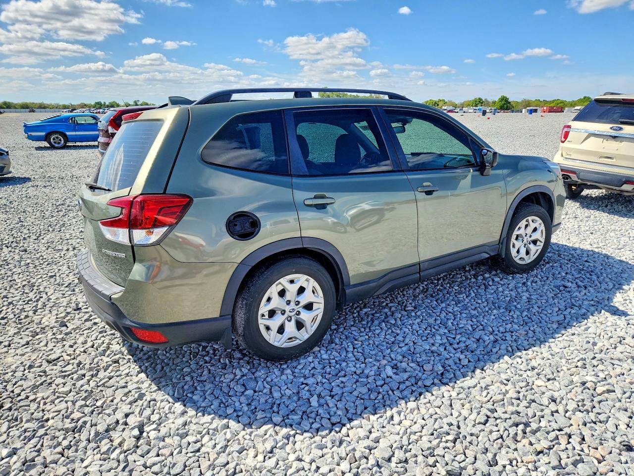 2021 SUBARU FORESTER photo 7