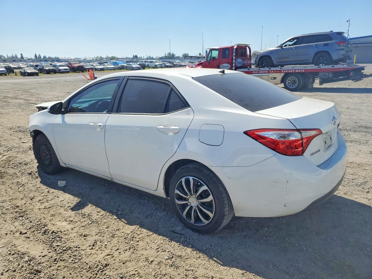 2014 TOYOTA COROLLA LE photo 4